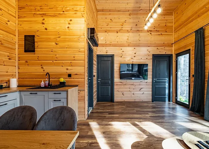 Forest House Vi Вілла *